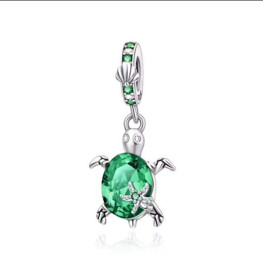 925 Birthstone Sea Turtle Charm May (Emerald/Green)